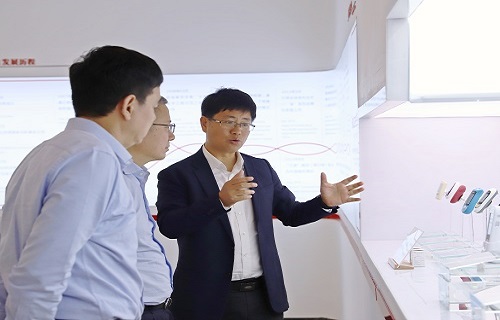 湖南省副省长朱忠明调研公海赌赌船官网jc710生物
