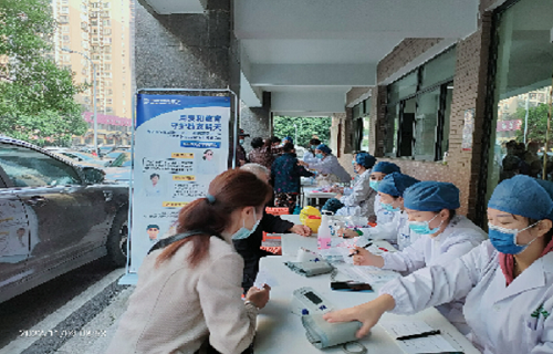 公海赌赌船官网jc710健康糖尿病门诊进社区开展2022联糖日义诊宣教活动